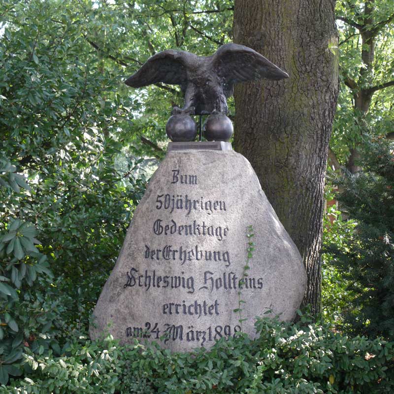 Gedenkstein zum 50jährigen Gedenktage der Erhebung Schleswig-Holsteins errichtet am 24. März 1898